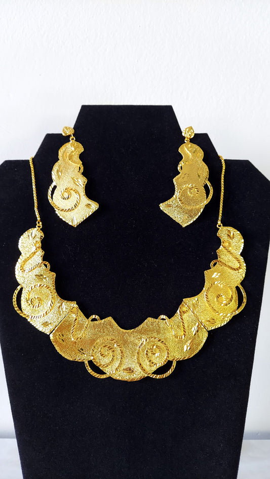 Gold Choker Necklace / Earring/ Ring Set/ Gold Plated -05