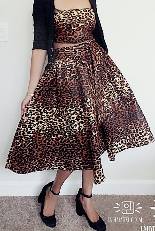 AA-530 Woman Mid Length Skirt - Brown Animal Print